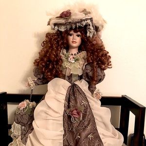 Vintage Cathay Collection Porcelain Doll in EUC